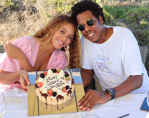 Beyonce 2 Beyonce, le foto del suo compleanno in Sardegna