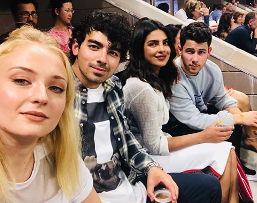 Jonas 2 I fratelli Jonas agli US Open con Priyanka e Sophie