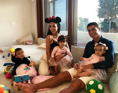 CR7 Cristiano Ronaldo sereno grazie alla sua famiglia