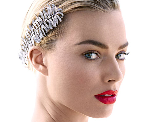 Margot Robbie 2 Margot Robbie parla di “Maria Regina di Scozia” su Harper’s Bazaar