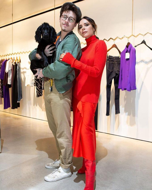 Victoria Beckham 1 Victoria Beckham presenta la sua collezione di Natale a Londra