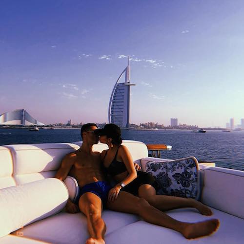 47584836 2328002394100302 4362978727934541017 n Cristiano e Georgina, Capodanno a Dubai