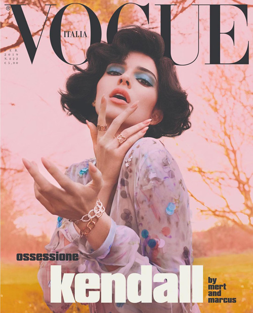 Kendall 7 Kendall Jenner si spoglia per Vogue Italia