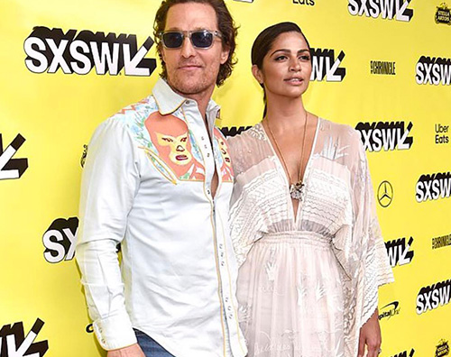 Matthew Camila Matthew McConaughey arriva al SXSW con sua moglie Camila