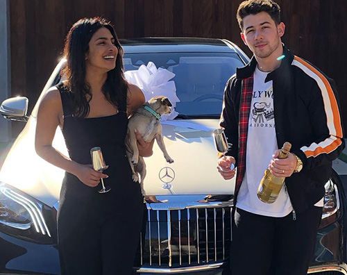 Nick Jonas 2 Nick Jonas regala una Mercedes a Priyanka Chopra