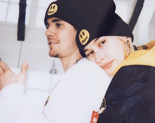 hailey baldwin 1 Justin Bieber difende il suo matrimonio con Hailey