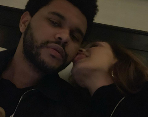 Bella Hadid 2 Bella Hadid e The Weeknd, passione alle stelle su Instagram