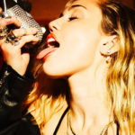 Miley 1 150x150 Miley Cyurs bollente per Ellen von Unwerth