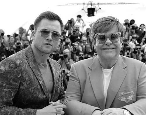 elton john taron Elton John arriva a Cannes per Rocketman
