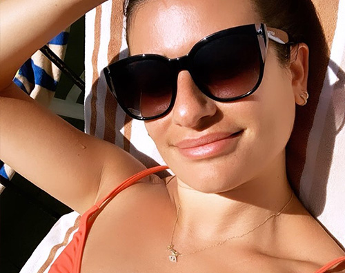 lea michele 1 Lea Michele si rilassa al sole