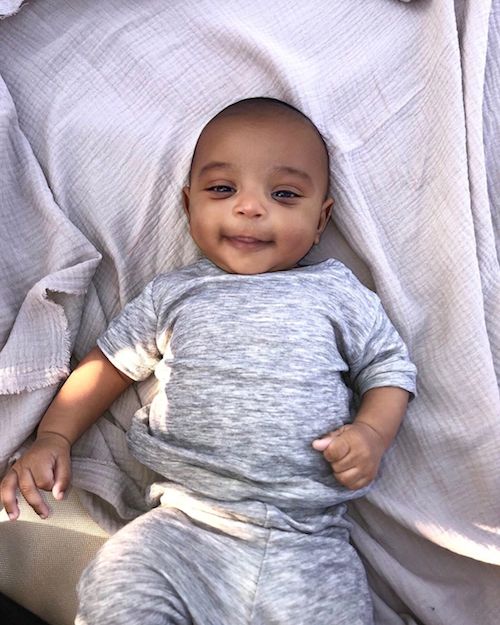 Kim Kardashian mostra il suo Psalm su Instagram 65311242 365202900861349 782265089635682672 n Kim Kardashian mostra il suo Psalm su Instagram