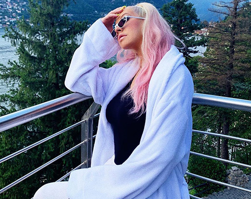 christina aguilera Christina Aguilera, relax sul Lago di Como