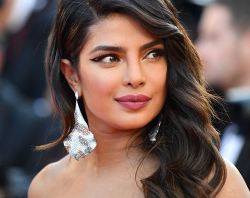 priyanka chopra Priyanka Chopra: In passato non ero a mio agio col mio corpo