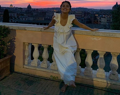 selena gomez Selena Gomez in Italia per il suo compleanno