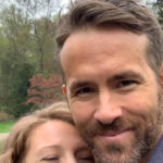 blake ryan 5 150x150 Ryan Reynolds posta le foto buffe di Blake Lively