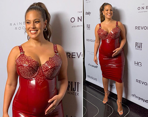 ashley graham Ashley Graham, latex e pancione sul red carpet