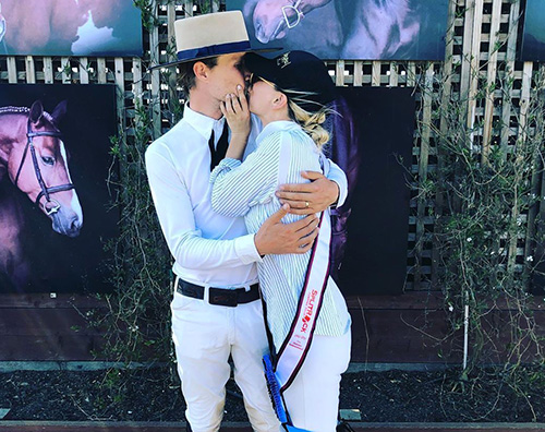 kylie cuoco Kylie Cuoco festeggia il suo Carl su Instagram