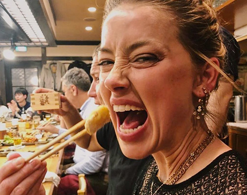 amber heard Amber Heard non dice no al sushi