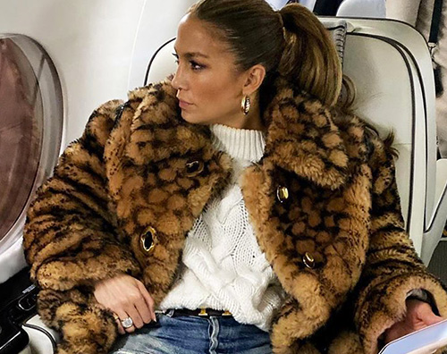 jennifer lopez Jennifer Lopez, stilosa in aereo