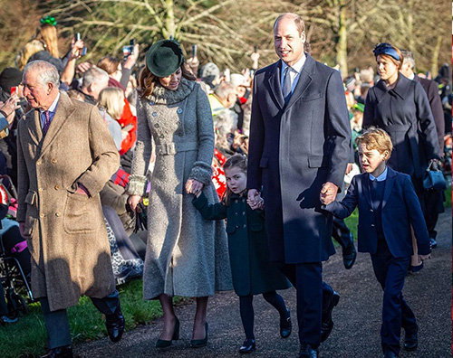 kate middleton 1 Kate Middleton pentita del cappotto sfoggiato alla messa di Natale