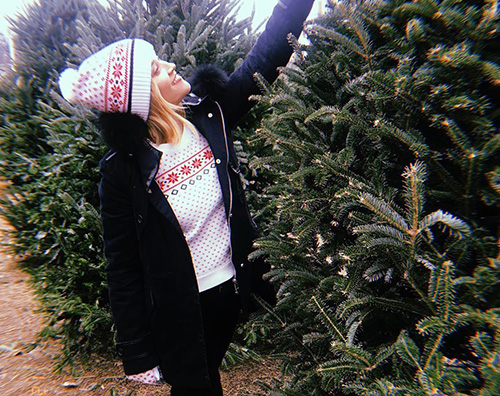 reese witherspoon Reese Witherspoon ha comprato finalmente il suo albero di Natale