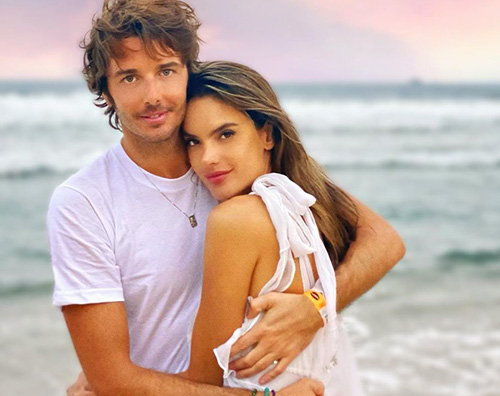 Alessandra Ambrosio e Nicolo Oddi Alessandra Ambrosio, vacanza romantica con Nicolò