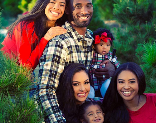 kobe bryant family Vanessa Bryant rompe il silenzio sulla morte di Kobe e Gigi