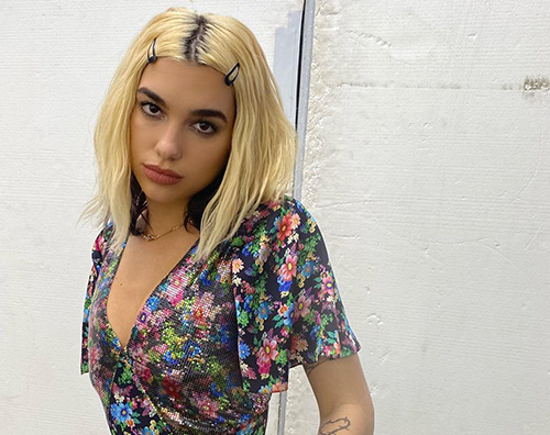 dua lipa Dua Lipa, look anni 90 su Instagram