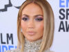 Jennifer Lopez nel backstage degli AMAs 2021