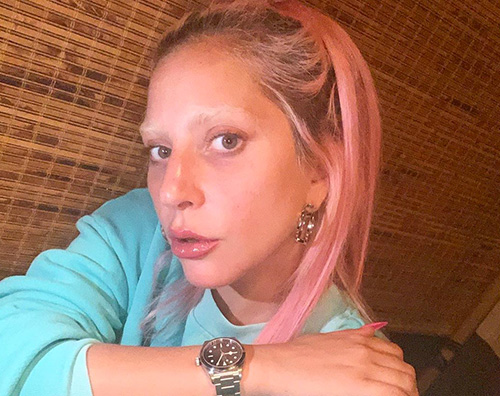 lady gaga Lady Gaga, sopracciglia invisibili su Instagram