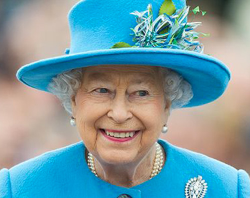 elisabetta 2 La Regina Elisabetta trasloca per paura del Coronavirus