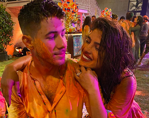 nick pri Priyanka Chopra e Nick Jonas, festa indiana a Mumbai