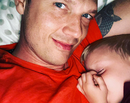 nick carter Nick Carter coccola suo figlio su IG