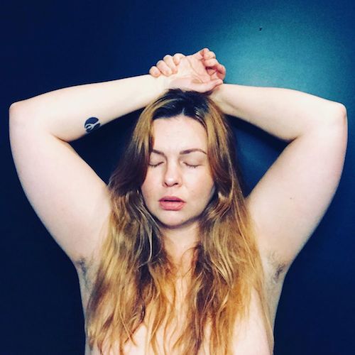 96690951 235271731229974 4612992962501731519 n Amber Tamblyn si mette a nudo per i suoi 37 anni