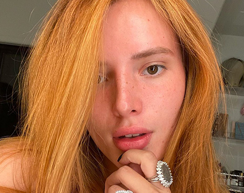 bella thorne 1 Bella Thorne è ritornata rossa