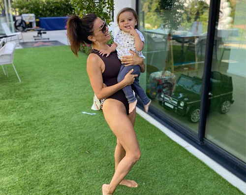 eva longoria Domenica in famiglia per Eva Longoria