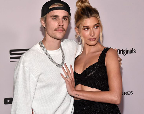 justin hailey Justin e Hailey si sono fatti battezzare