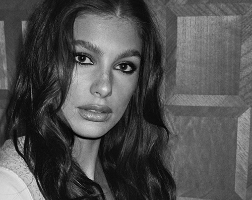 camila morrone Camila Morrone fa le faccine su Instagram