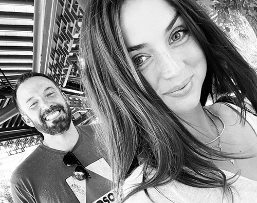 ben ana Ana de Armas e Ben Affleck raggianti su Instagram