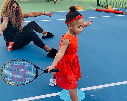 serena williams Serena Williams porta Olympia sul campo da tennis