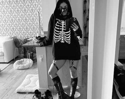 vanessa 1 Vanessa Hudgens si prepara per Halloween