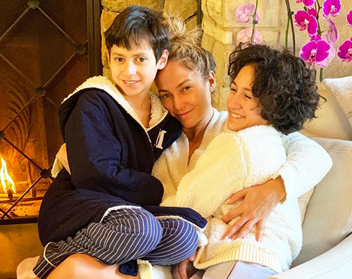 jlo Jennifer Lopez, domenica in famiglia