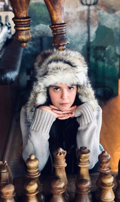 137367522 147294837193702 460593653675485134 n Nina Dobrev è fan della regina di scacchi