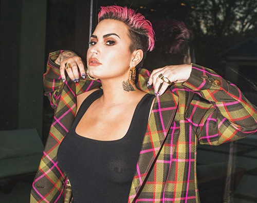 demi lovato Demi Lovato, stilosa sui social