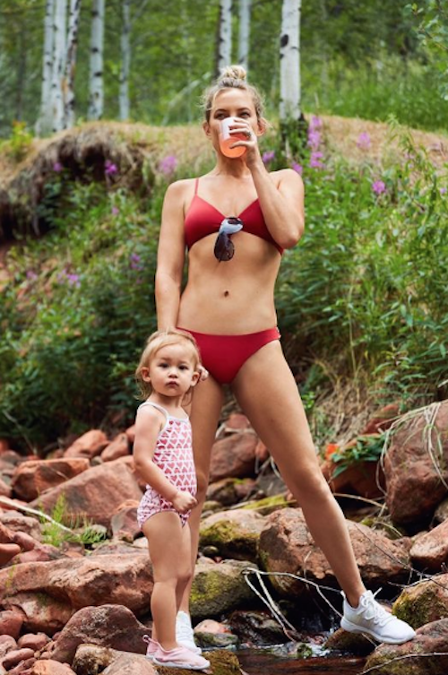Schermata 2021 04 22 alle 09.37.22 Kate Hudson in bikini su Instagram