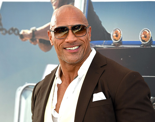 dwayne johnson Dwayne Johnson mostra i muscoli su Instagram