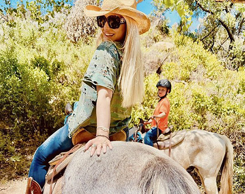 Jessica Simpson cavallerizza su Instagram jessica simpson Jessica Simpson cavallerizza su Instagram