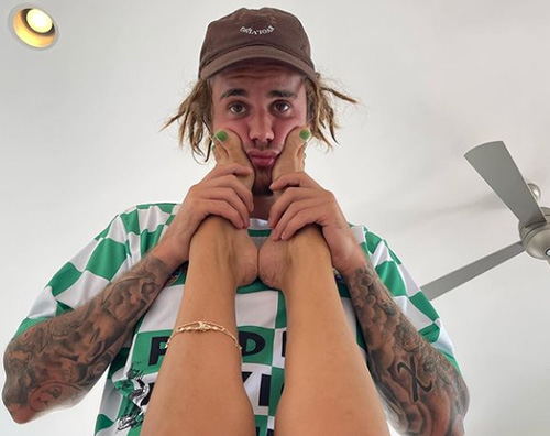 justin Coccole social per Justin e Hailey