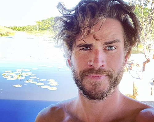 liam hemsworth Liam Hemsworth ritorna su Instagram con un selfie