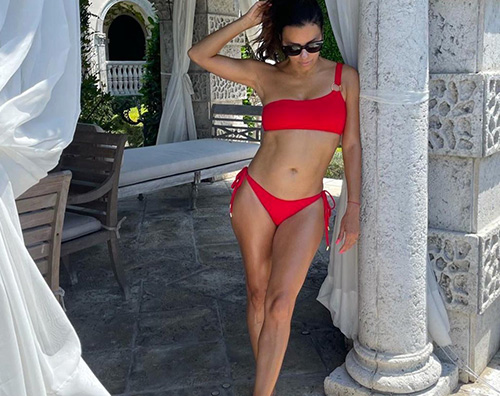 eva longoria Eva Longoria, bikini rosso su Instagram